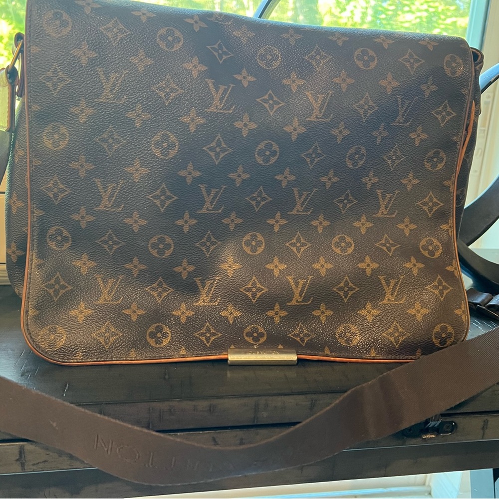 Louis Vuitton messenger bag